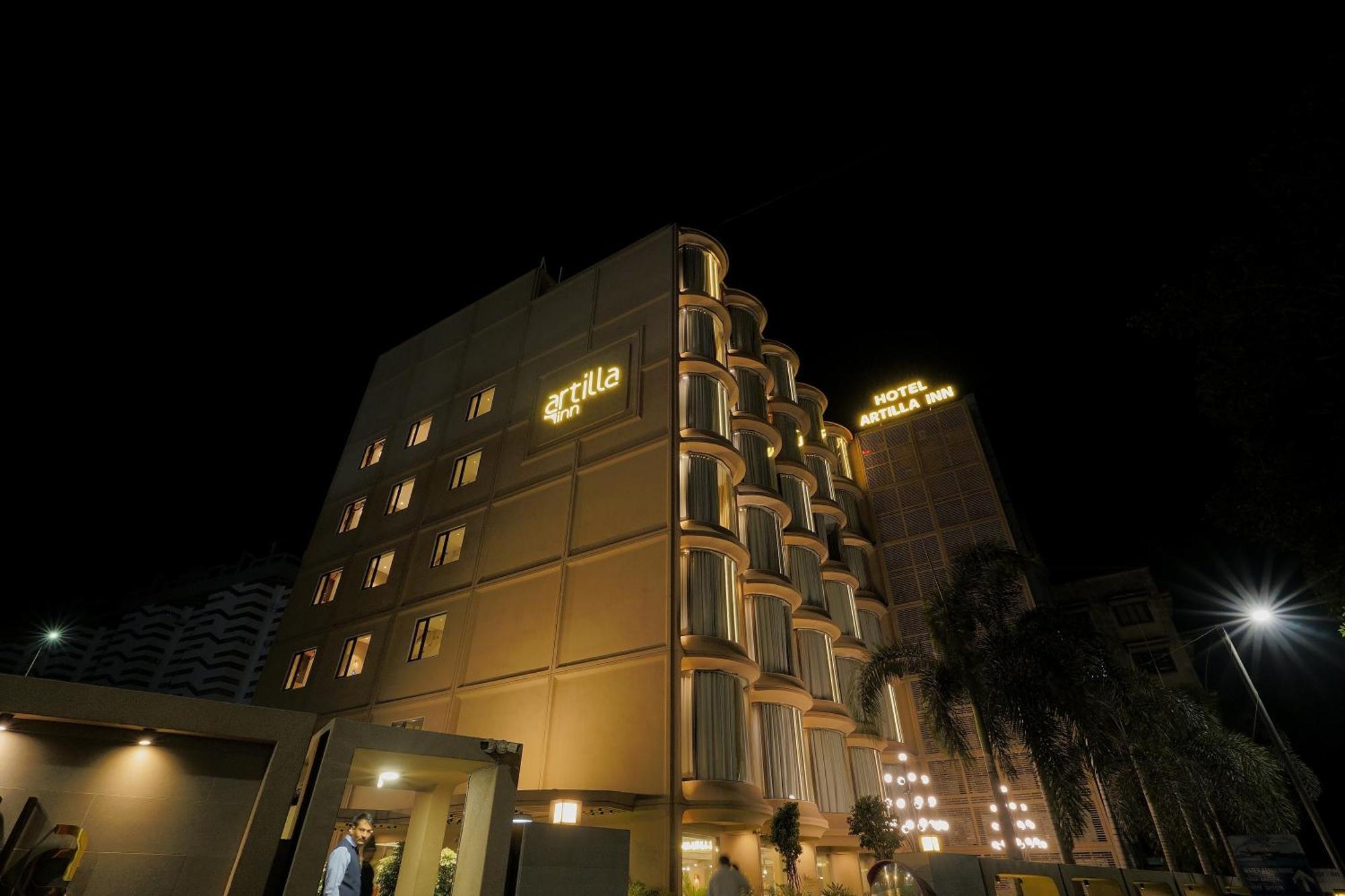 Artilla Inn Ahmedabad Ngoại thất bức ảnh