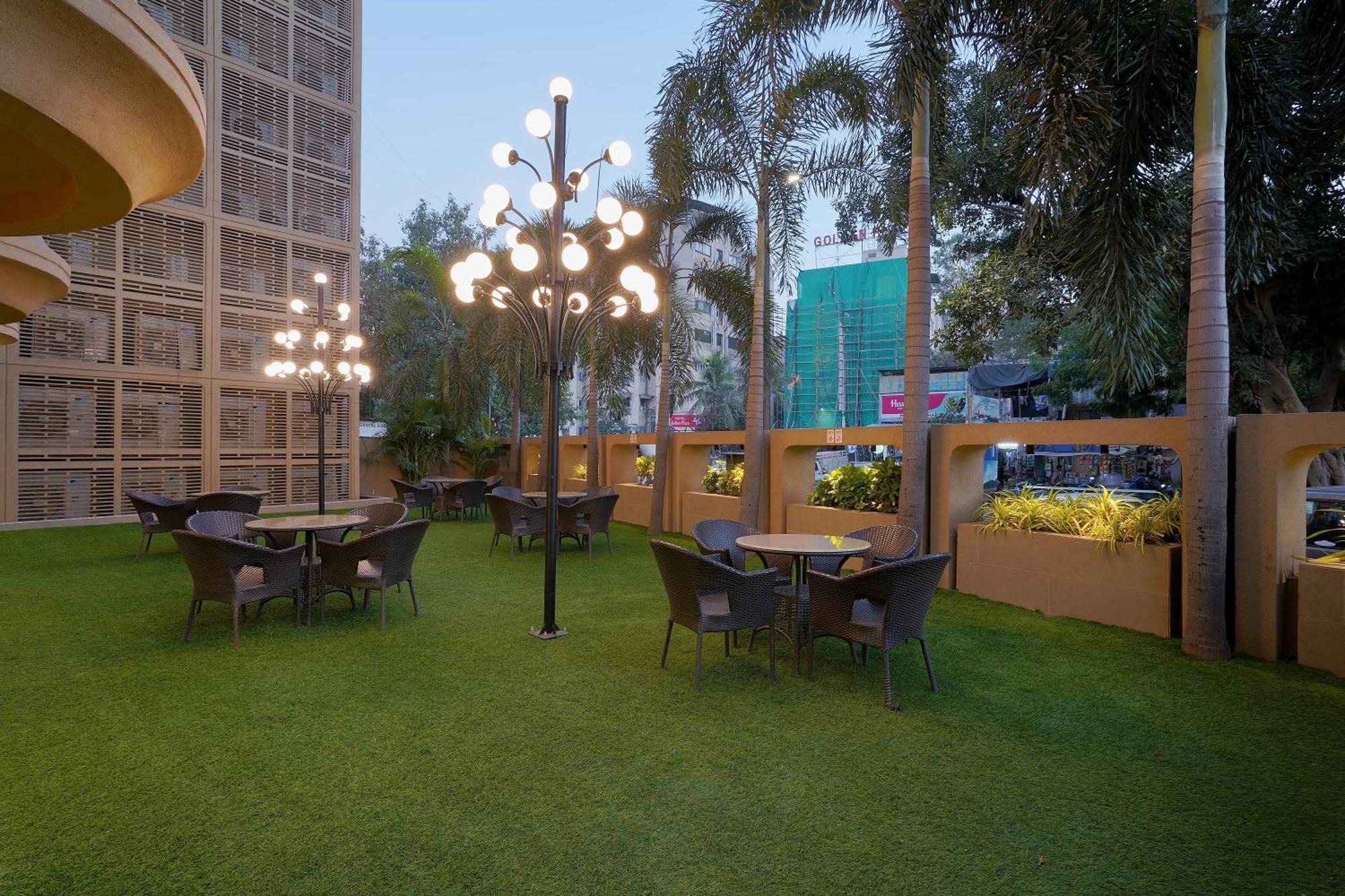 Artilla Inn Ahmedabad Ngoại thất bức ảnh