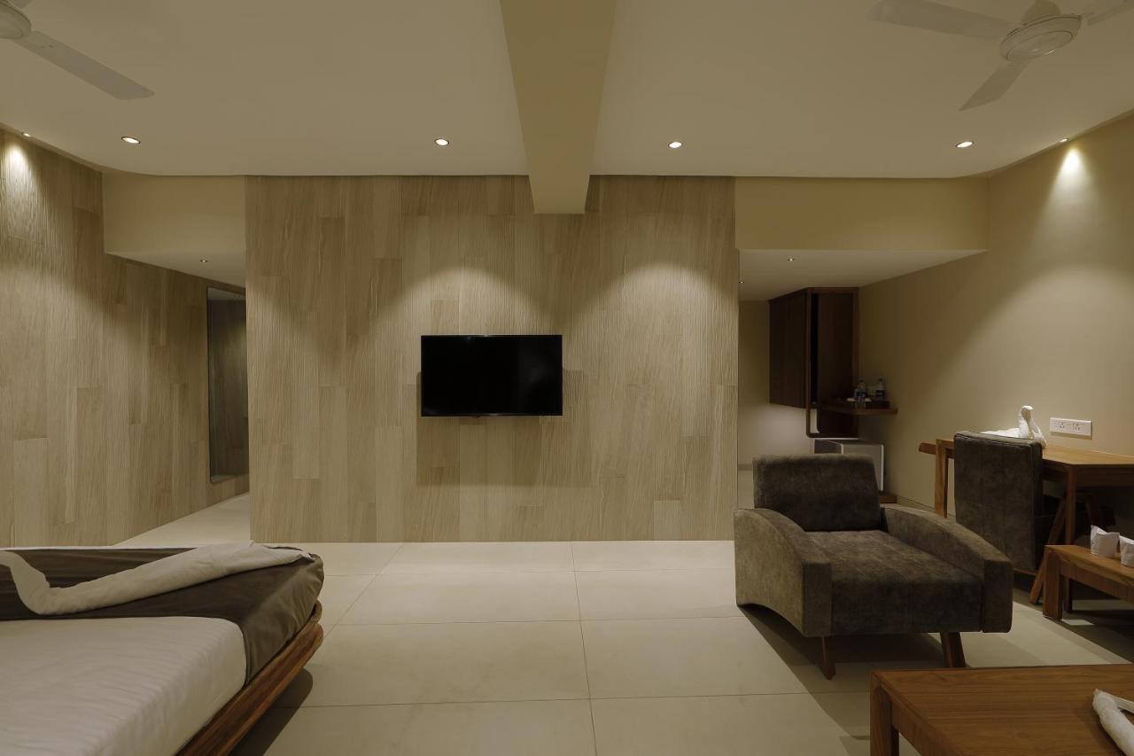 Artilla Inn Ahmedabad Ngoại thất bức ảnh