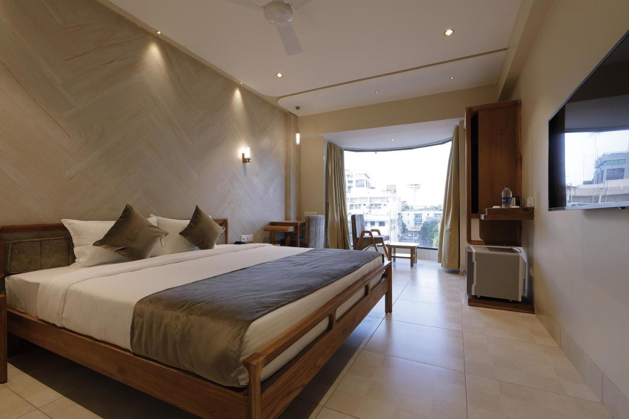 Artilla Inn Ahmedabad Ngoại thất bức ảnh