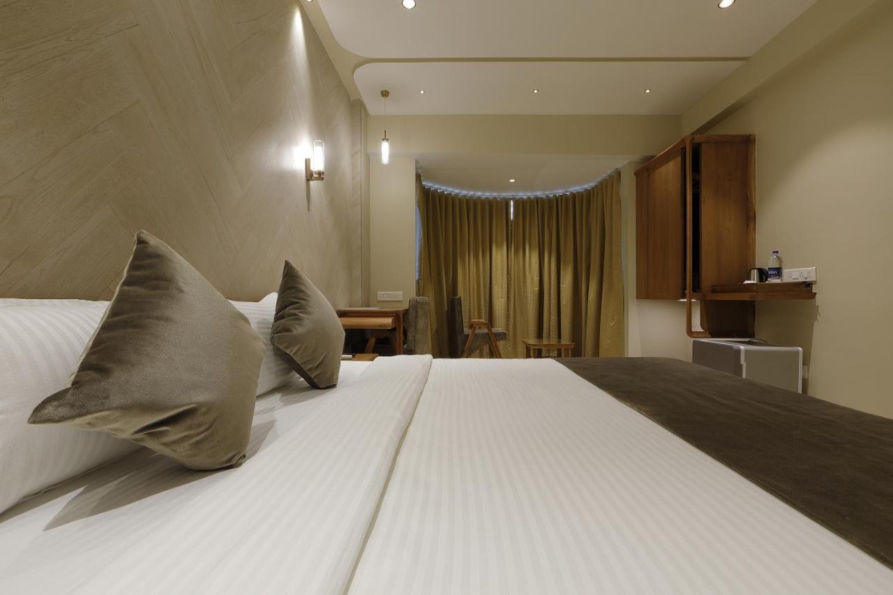 Artilla Inn Ahmedabad Ngoại thất bức ảnh