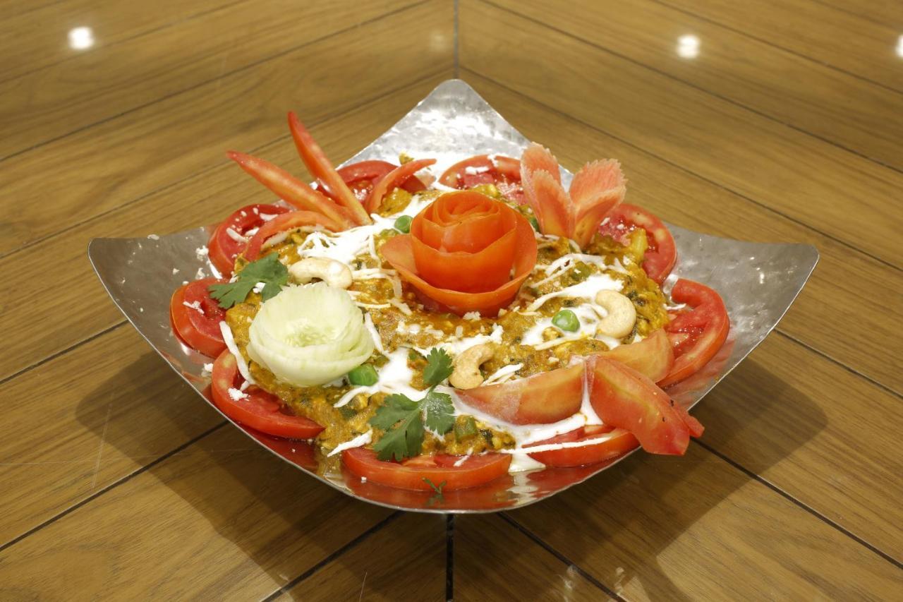Artilla Inn Ahmedabad Ngoại thất bức ảnh