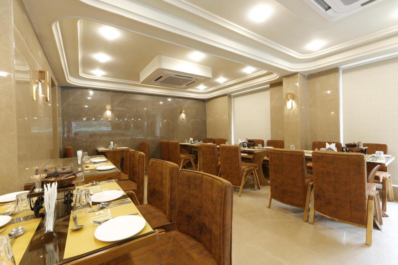 Artilla Inn Ahmedabad Ngoại thất bức ảnh